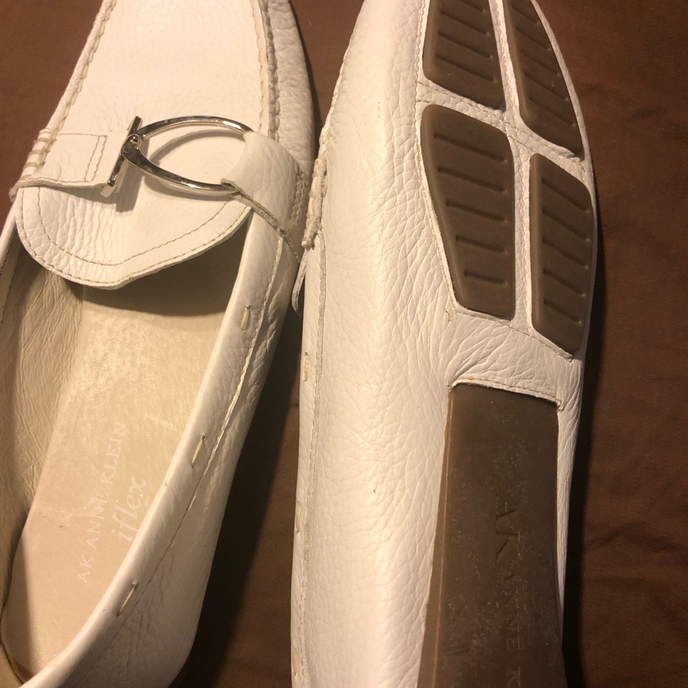 Shoes - Picture 2 of 5